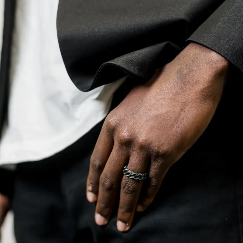 The Smart: Men's Black Cuban Link Ring - Image 2