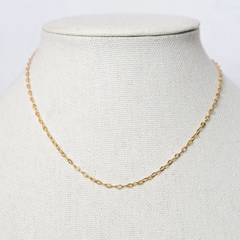 Grace: Gold Oval Link Chain - Image 5
