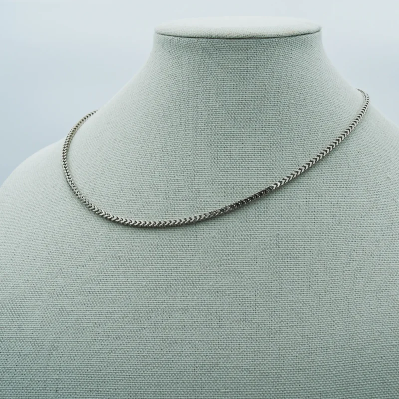Metallic II: Men's Silver Box Chain Necklace
