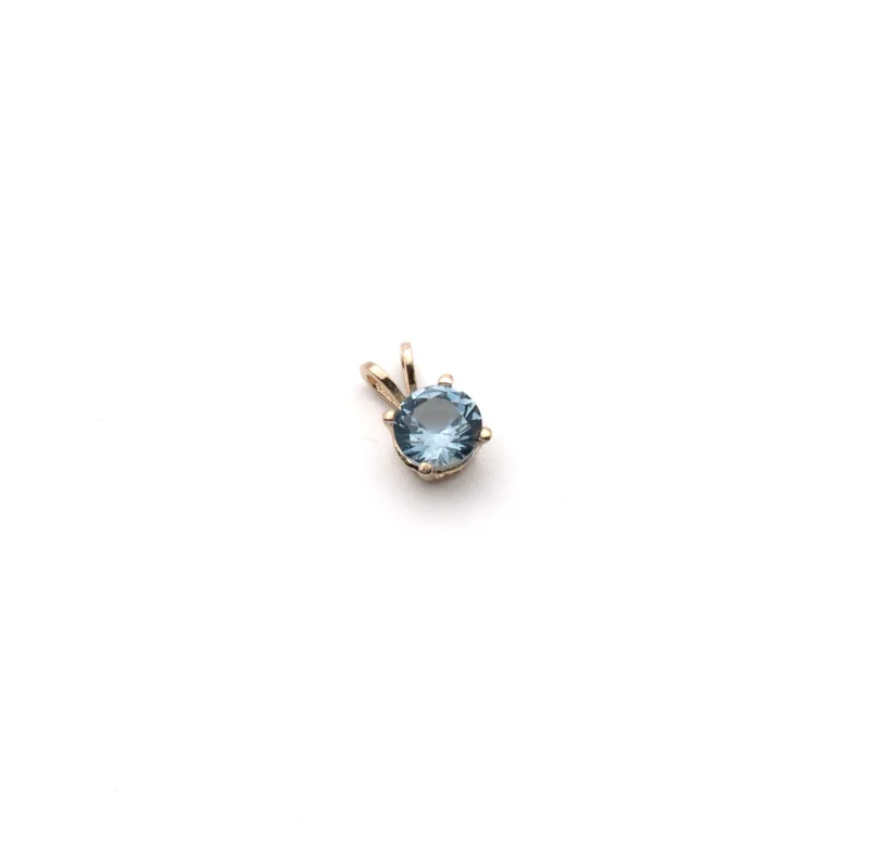 The Circle: 10k Gold Circle Pendant - Image 3