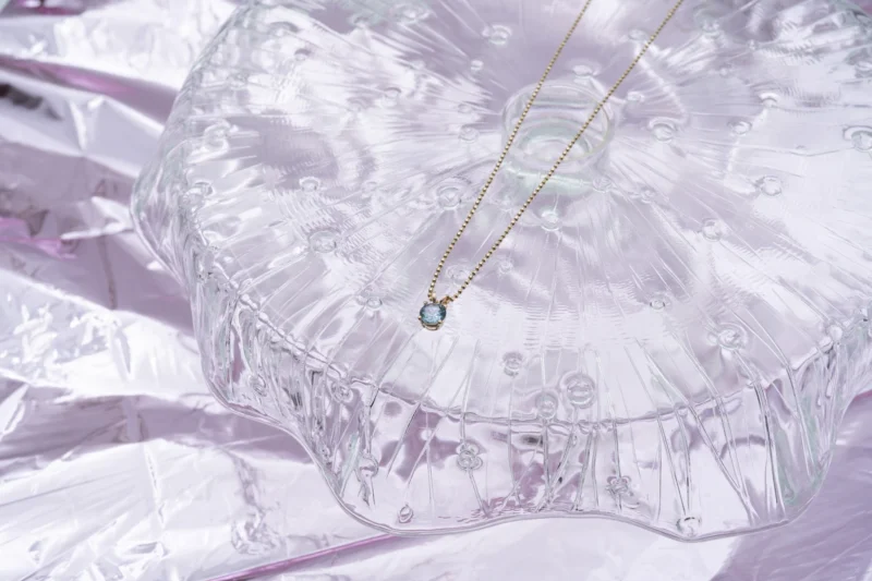 The Circle: 10k Gold Circle Pendant - Image 5