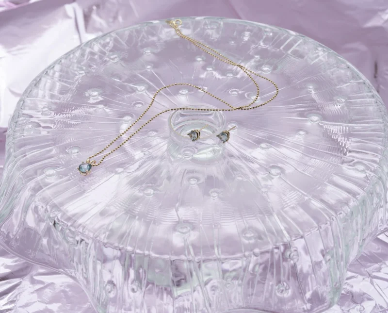 The Circle: 10k Gold Circle Pendant - Image 7