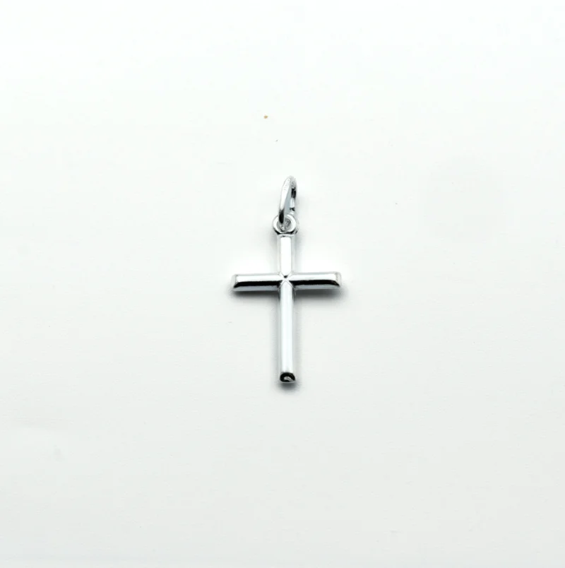 The Cross: Medium Sized Silver Cross Pendant - Image 3
