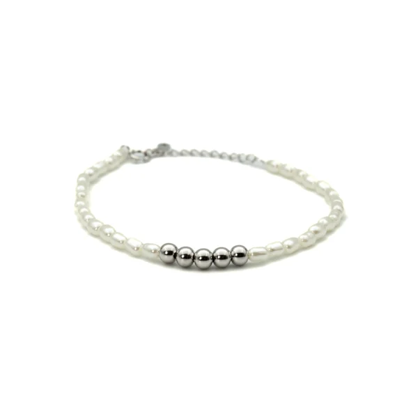 Brilliant Pearl: Pearl Bracelet with Silver Beads