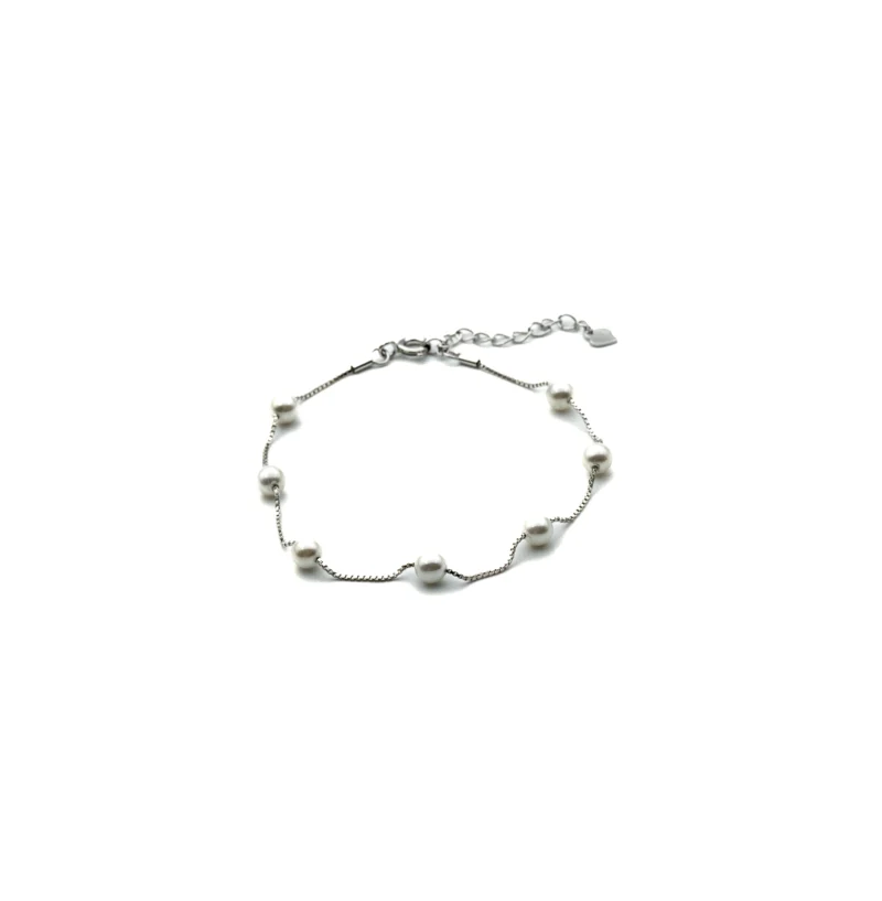 Brilliant Pearl III: Sterling Silver Dainty Bracelet with Pearls
