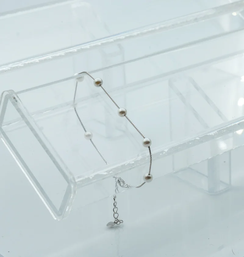 Brilliant Pearl III: Sterling Silver Dainty Bracelet with Pearls - Image 5