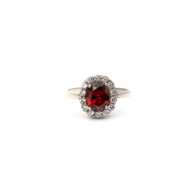 Elizabeth II: Sterling Silver Oval Stone Ring