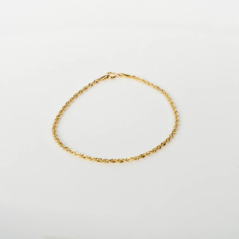The Gold Scroll: Gold Spiral Chain Bracelet