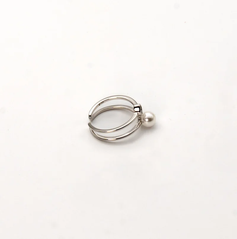 Glitz: Sterling Silver Ring Adjustable Ring with Teardrop Stone and Pearl - Image 3